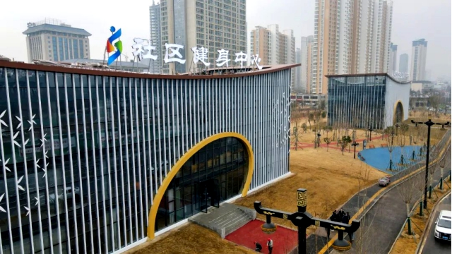 文明典范城市創(chuàng  )建暨城市提質(zhì)工作觀(guān)摩會(huì )，走進(jìn)洛龍這些地方……